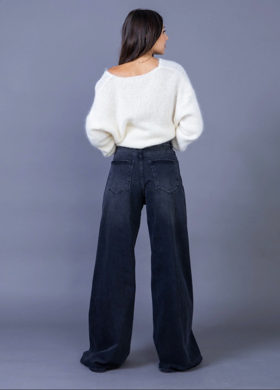 Ultra wide-leg jeans